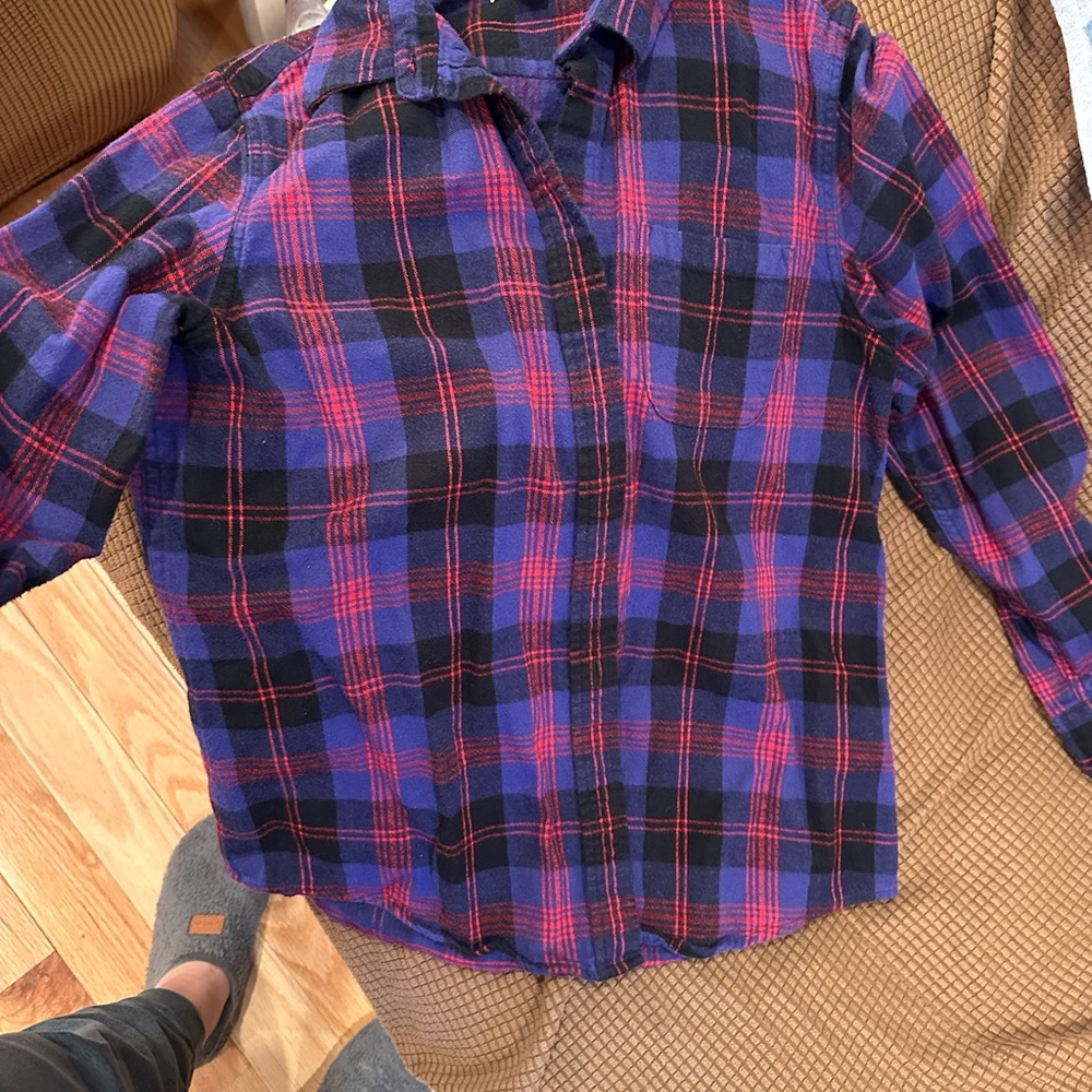 L.L.Bean Women’s Flannel Size Medium - Picture 3 of 3